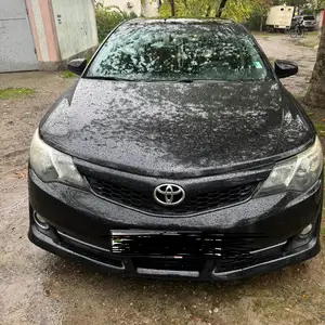 Toyota Camry, 2012