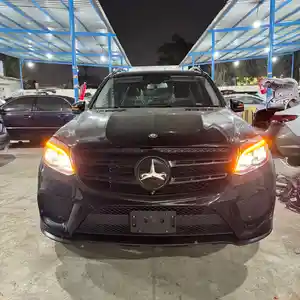 Mercedes-Benz GLS, 2017