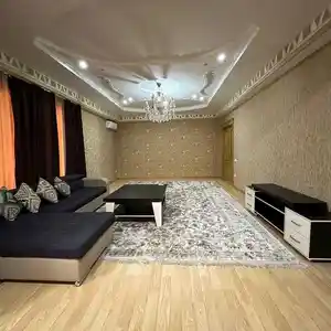 2-комн. квартира, 7 этаж, 120м², Дом печати