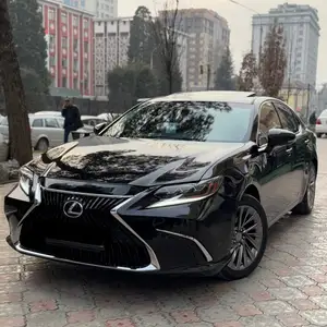 Lexus ES series, 2013