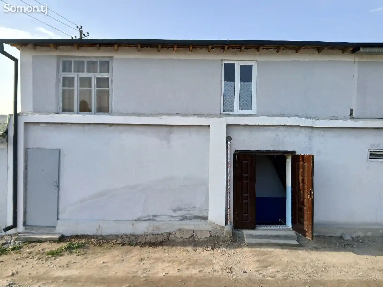 4-комн. квартира, 2 этаж, 130м², Сино-1