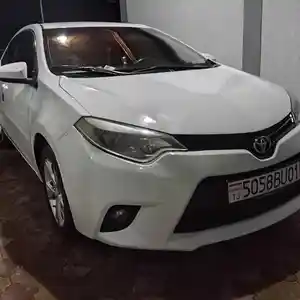 Toyota Corolla, 2015