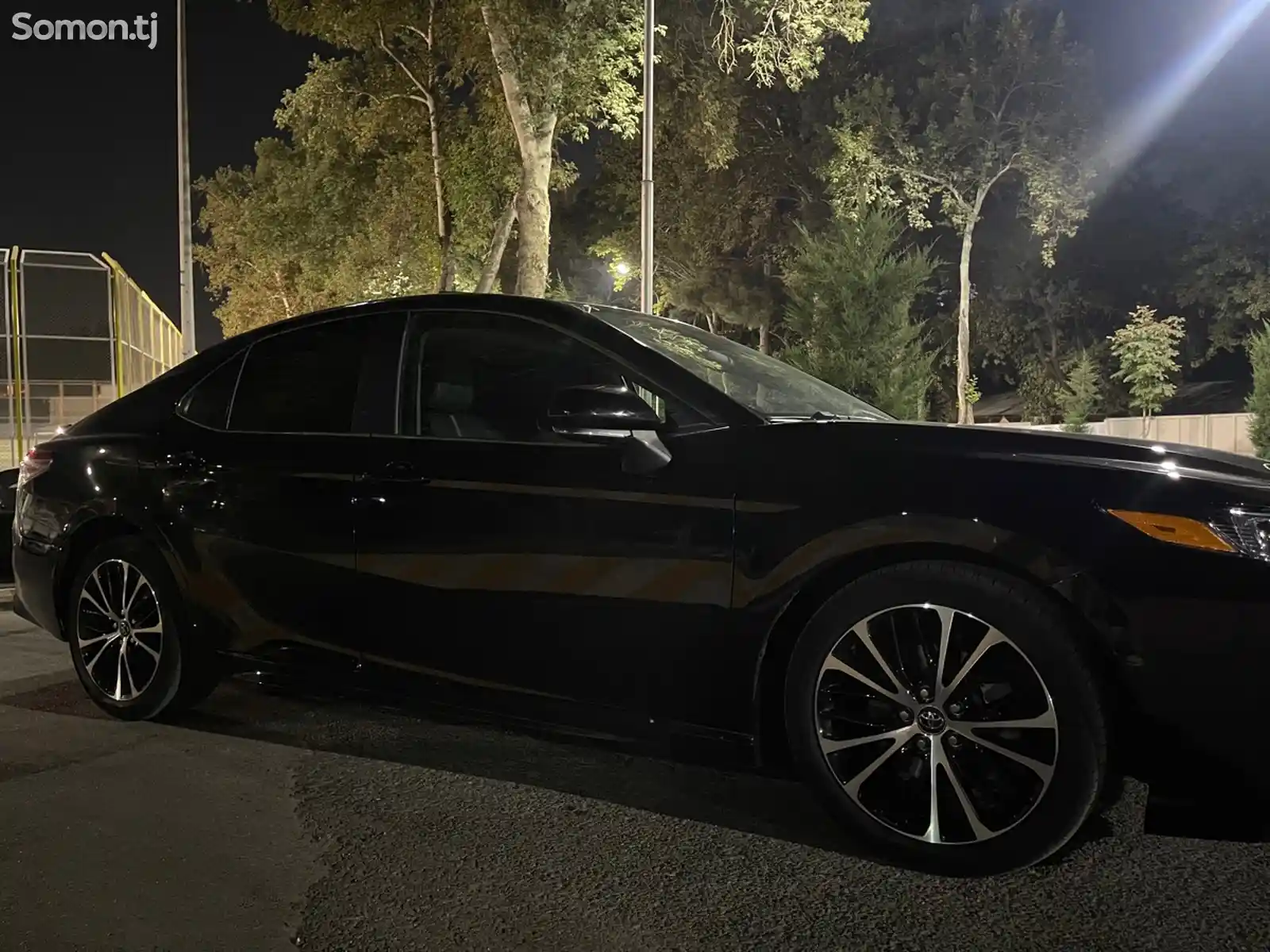 Toyota Camry, 2019-1