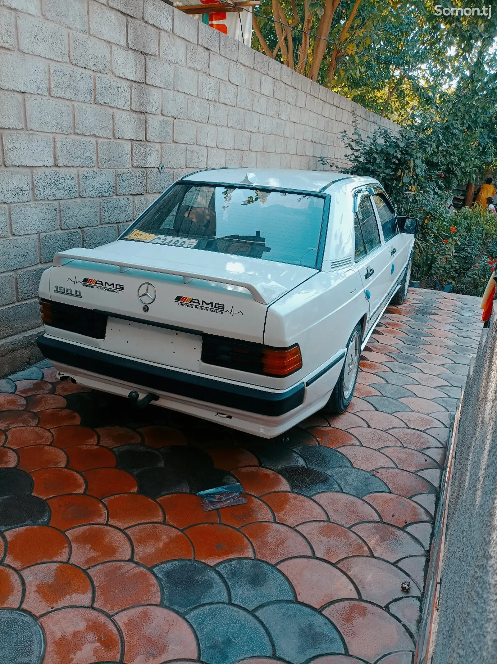 Mercedes-Benz W201, 1988-2