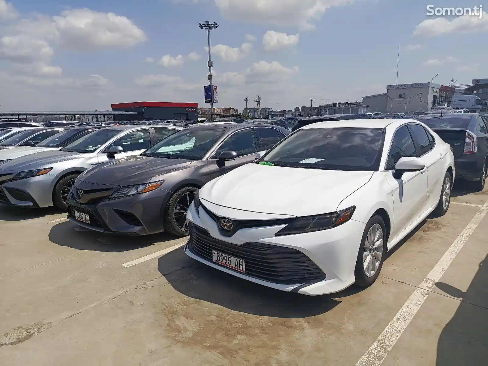 Toyota Camry, 2018-1