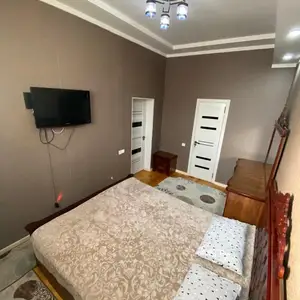 1-комн. квартира, Цокольный этаж, 40 м², 20мкр дом 10а