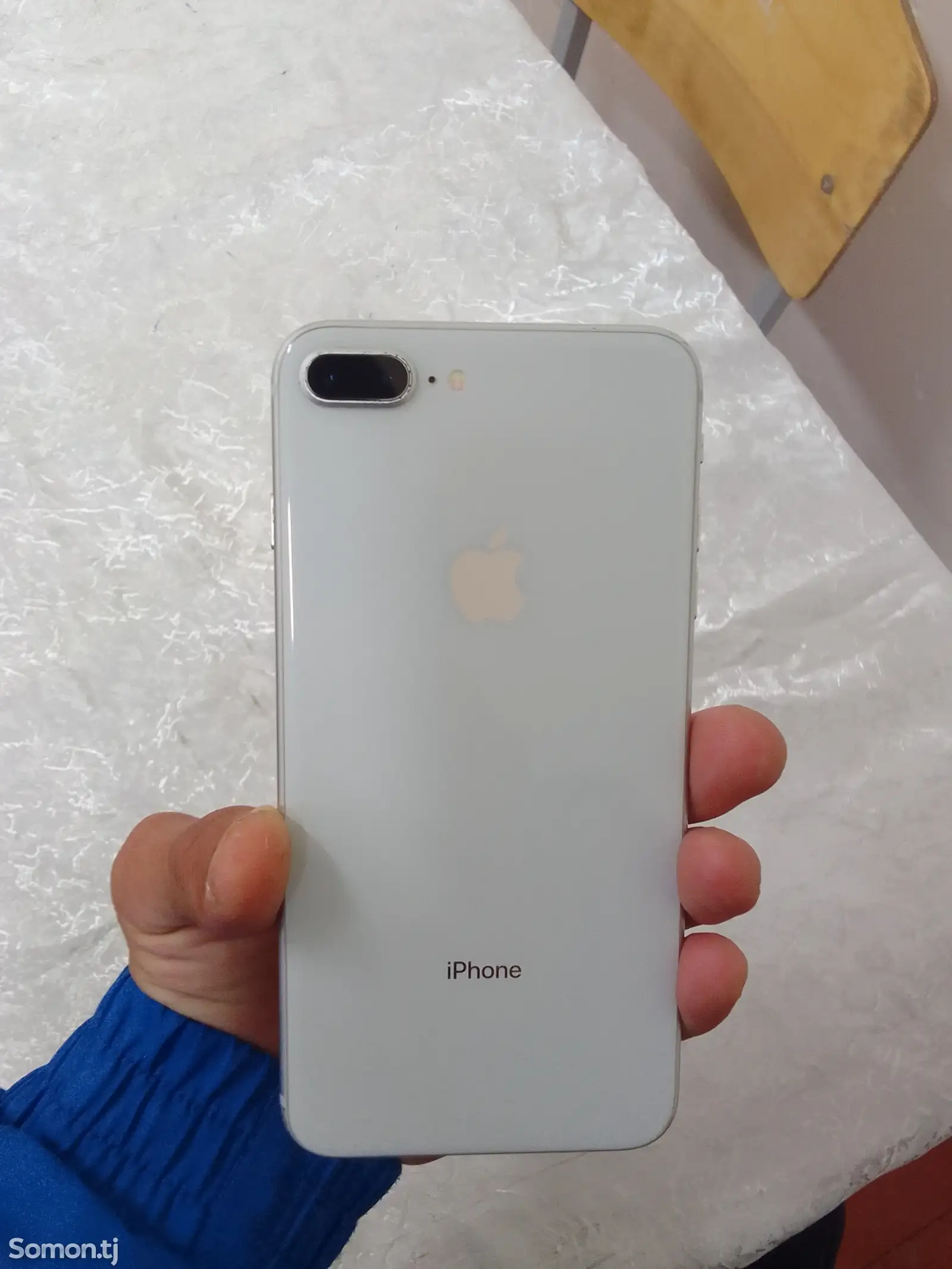 Apple iPhone 8 plus, 64 gb, Silver-1