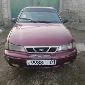 Daewoo Nexia, 1995