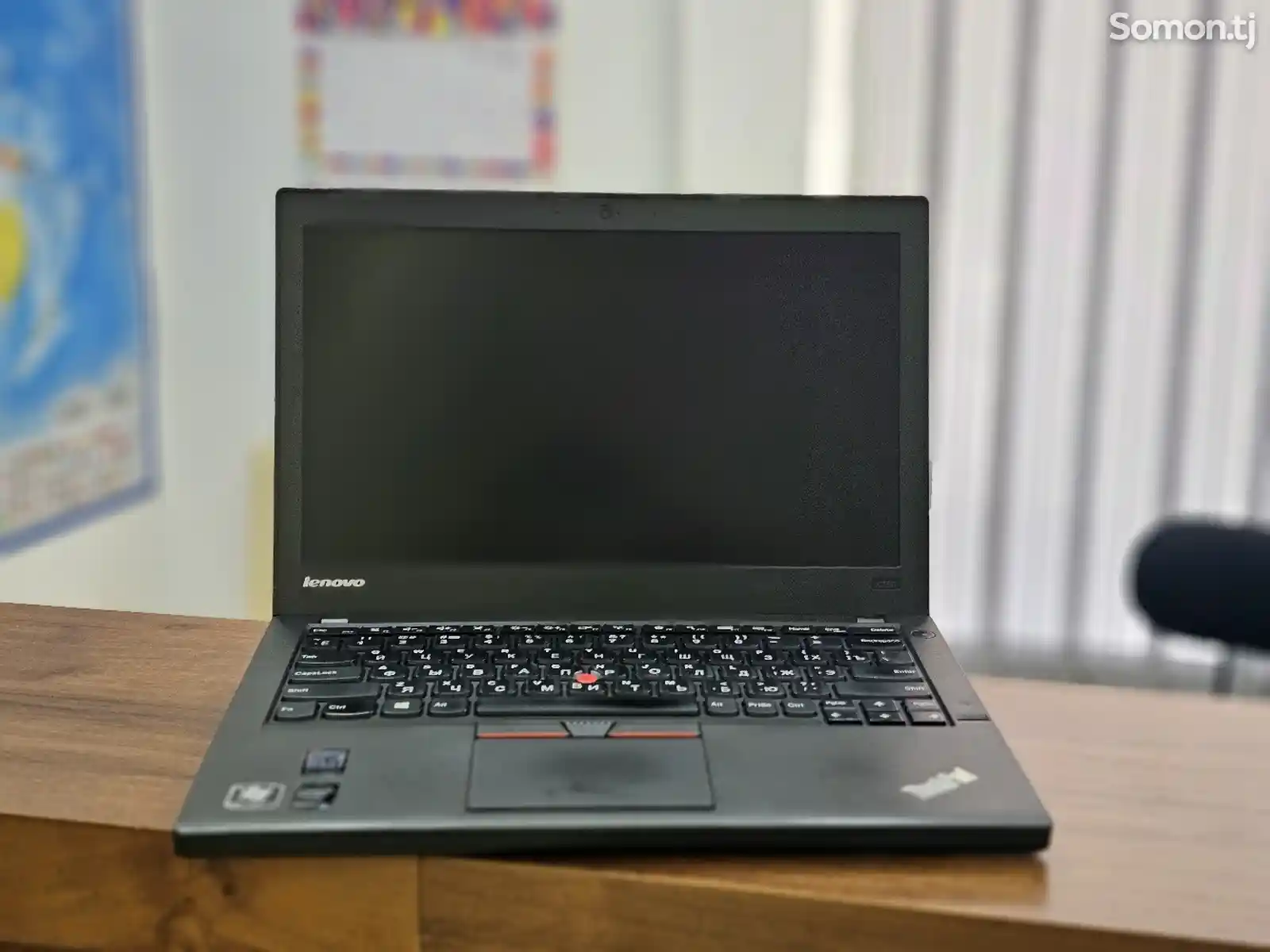 Ноутбук Lenovo 12.5 Core i5-5200U / 8GB / HDD 500GB-1