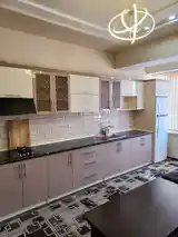 3-комн. квартира, 5 этаж, 70м², Универмаг-6