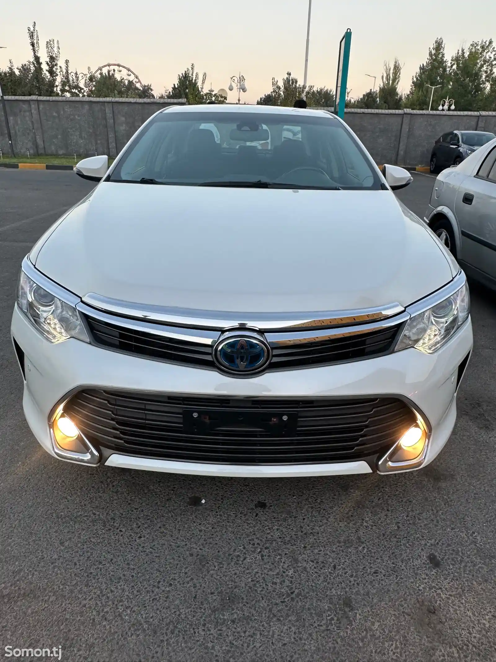 Toyota Camry, 2015-8