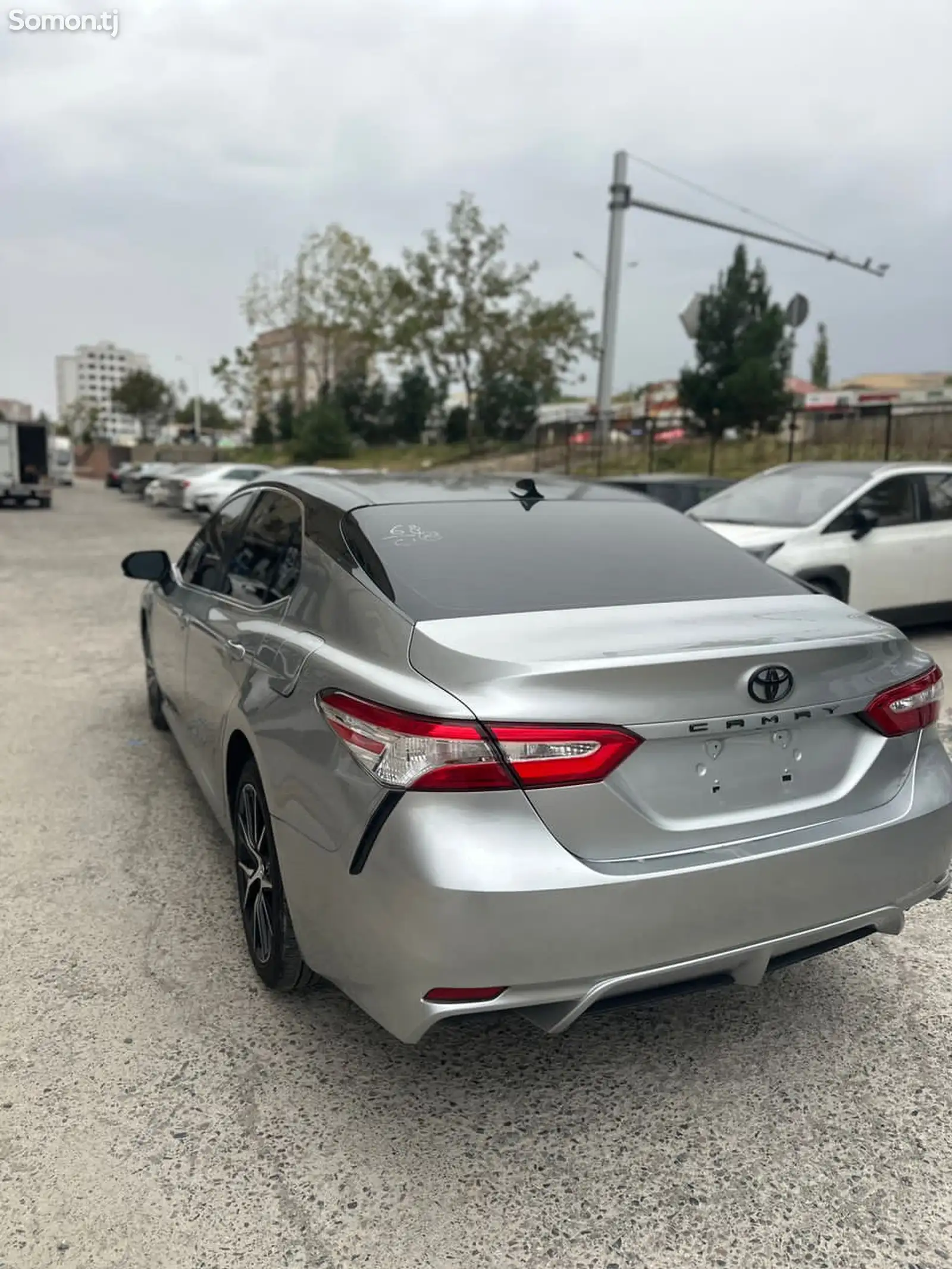 Toyota Camry, 2018-6