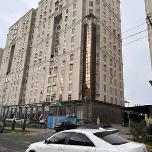 2-комн. квартира, 2 этаж, 65м², 82 мкр