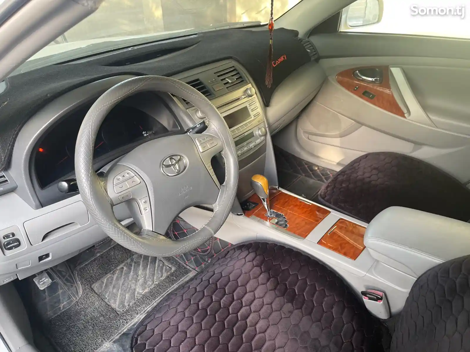 Toyota Camry, 2010-9