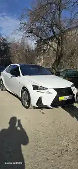 Lexus IS series, 2015-4