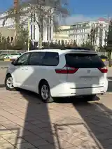 Toyota Sienna, 2015-5