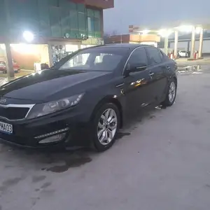 Kia K5, 2011