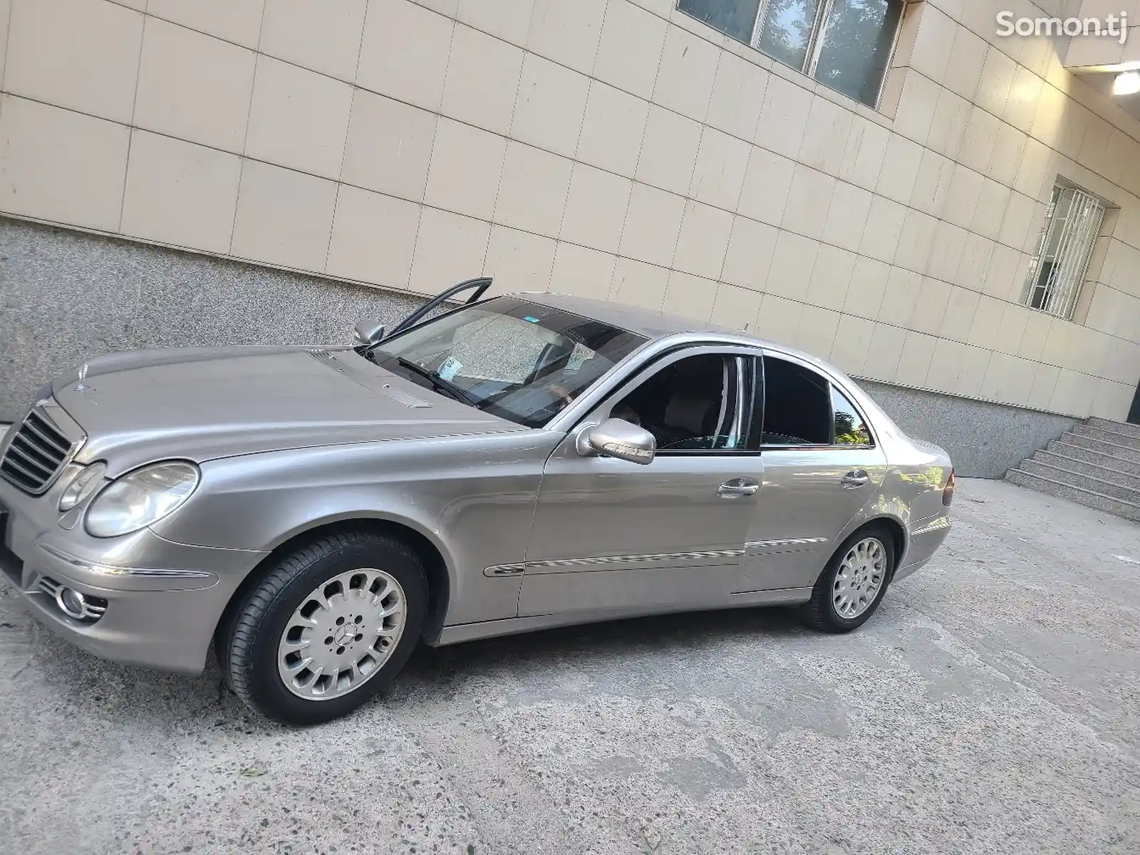 Mercedes-Benz E class, 2008-7