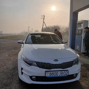 Kia K5, 2016