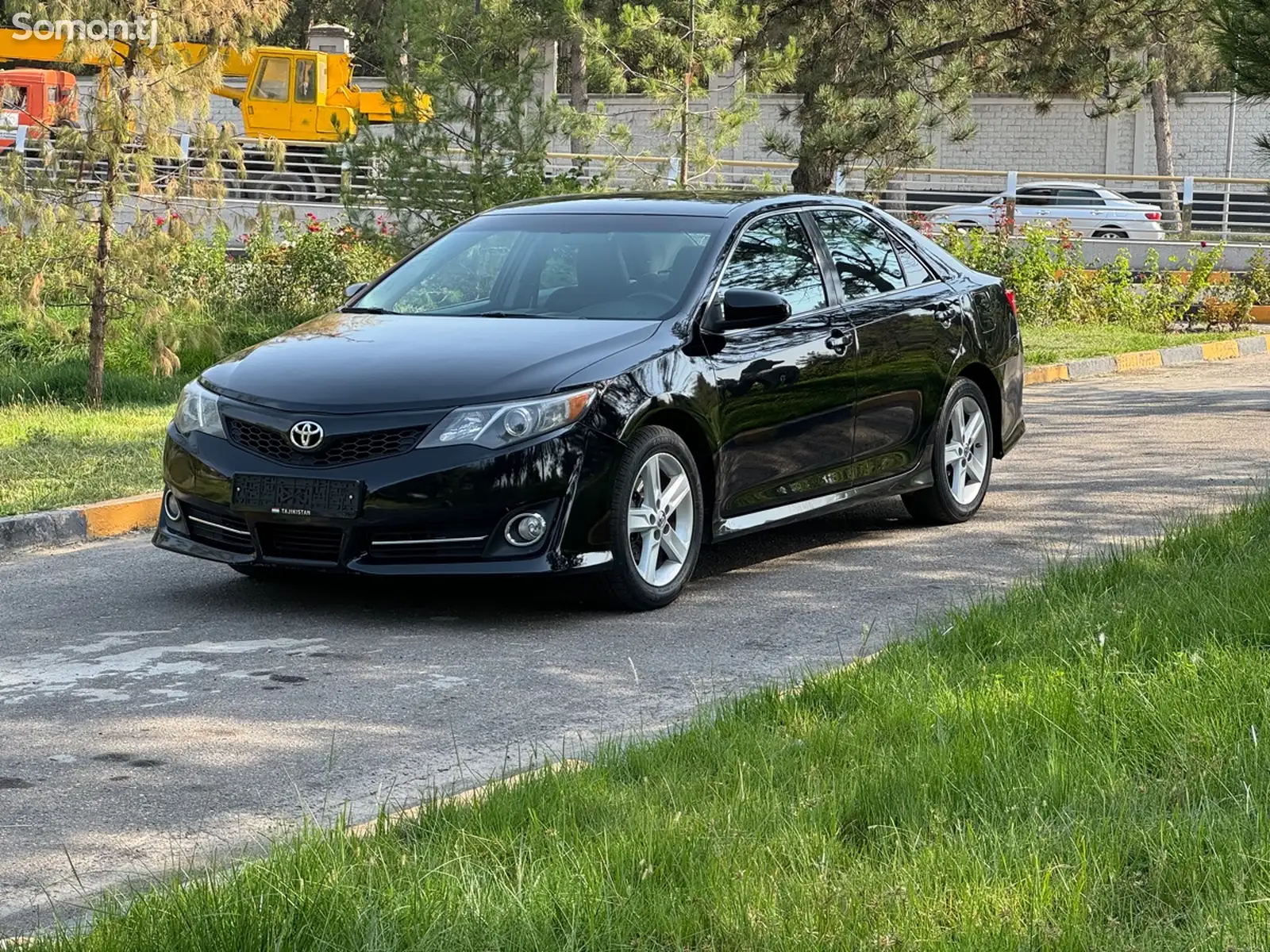 Toyota Camry, 2012-1