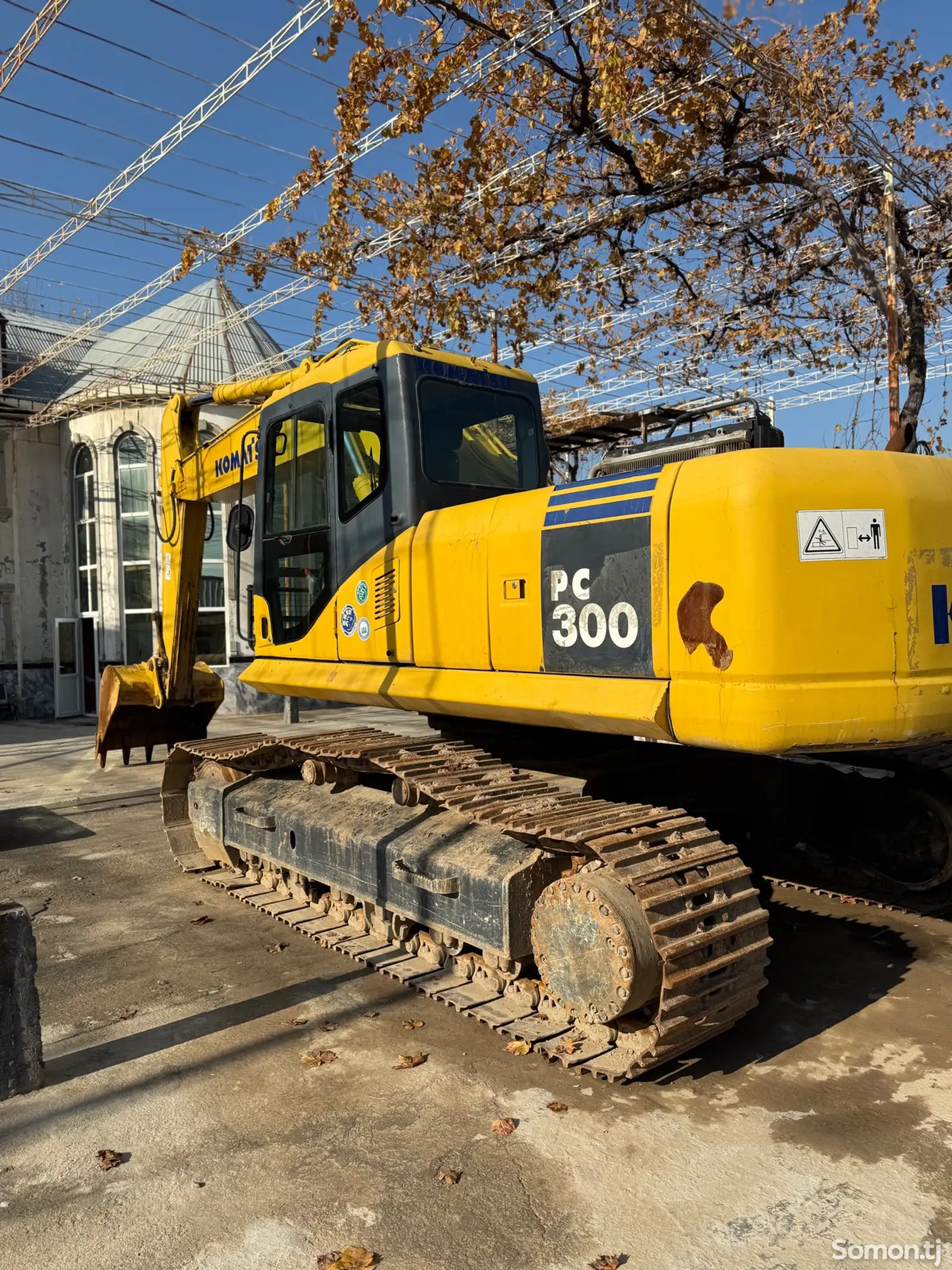 Экскаватор Komatsu 300LC-1