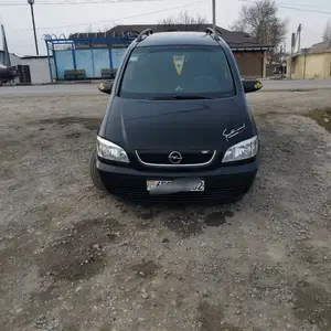 Opel Zafira, 1999