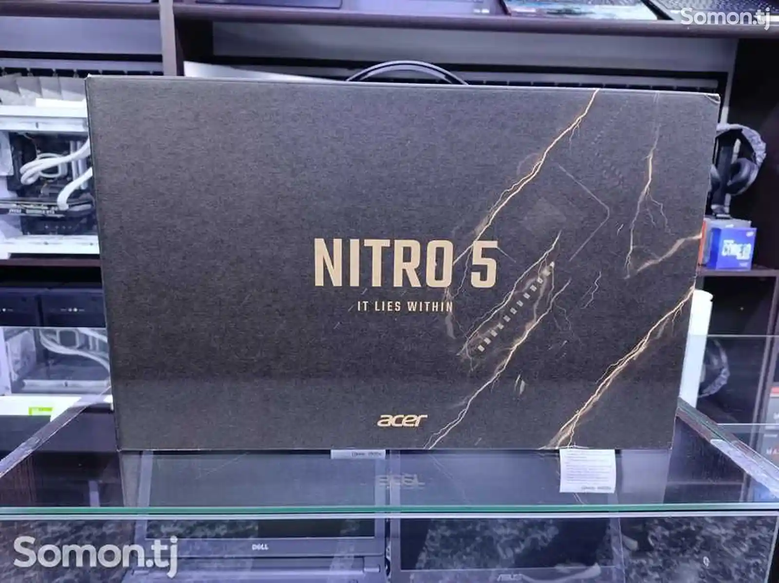 Игровой ноутбук Acer Nitro 5 Core i7-12650H / RTX 4060 8GB / 16GB / 512GB SSD-9