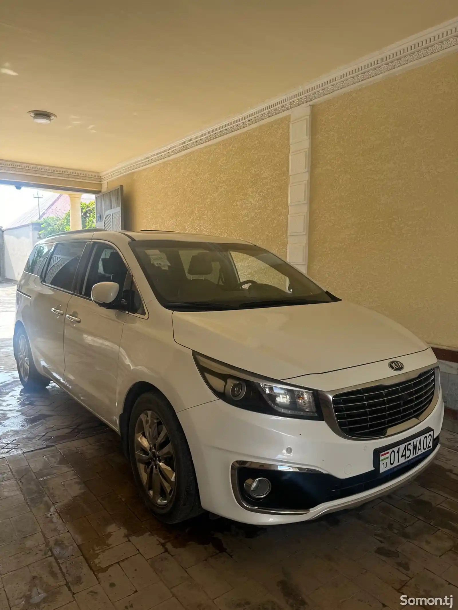 Kia Carnival, 2015-1