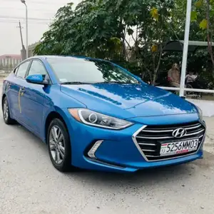 Hyundai Elantra, 2016