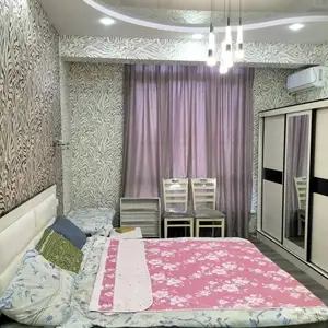 3-комн. квартира, 8 этаж, 80м², Центр