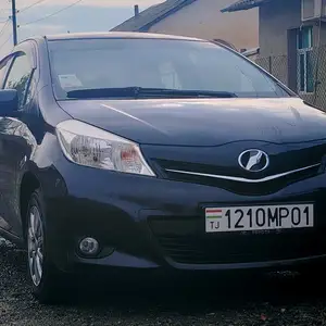 Toyota Vitz, 2011