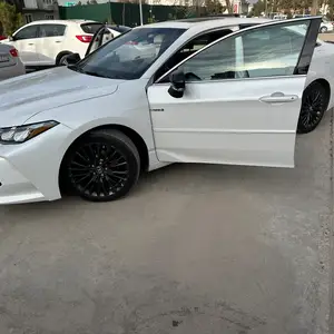 Toyota Avalon, 2019