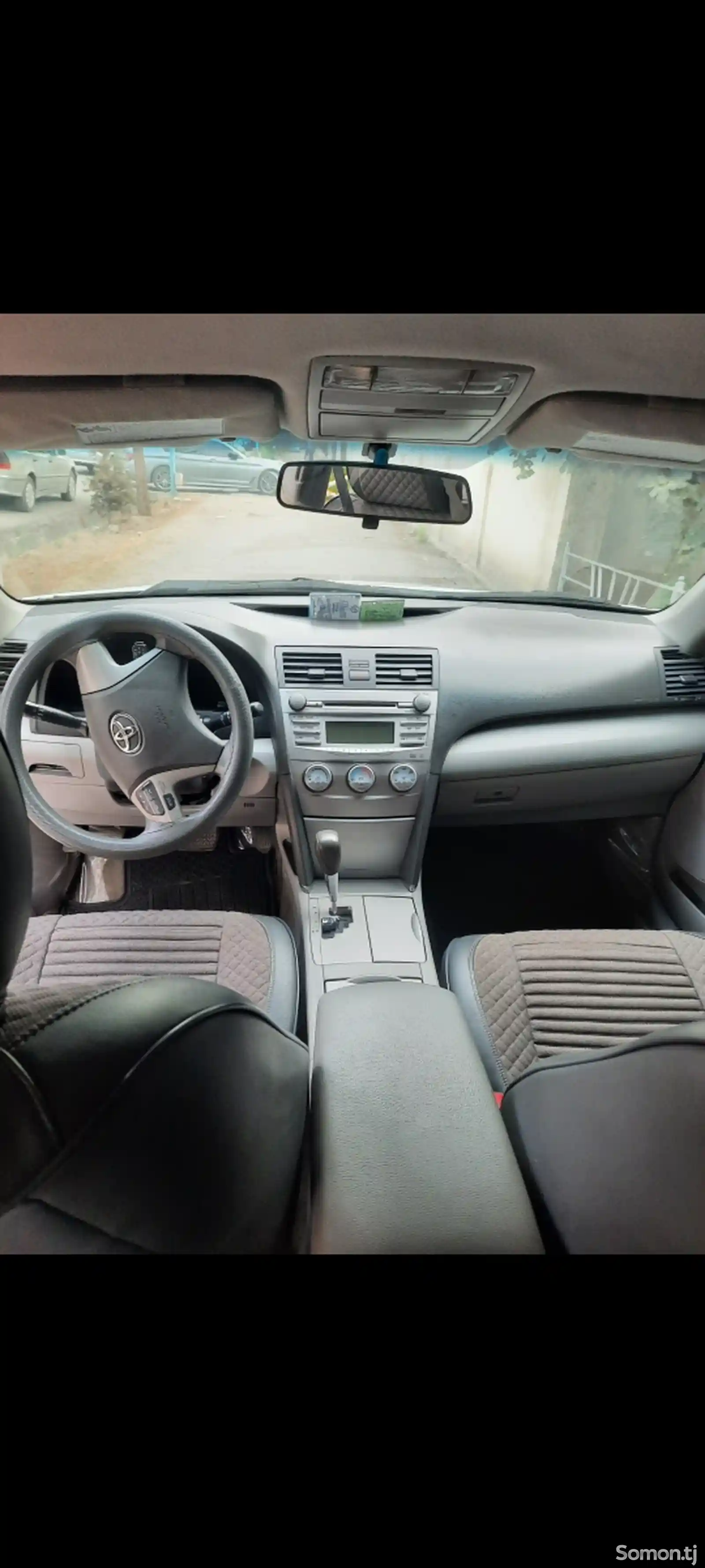 Toyota Camry, 2011-4