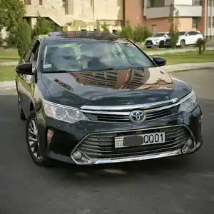 Toyota Camry, 2016