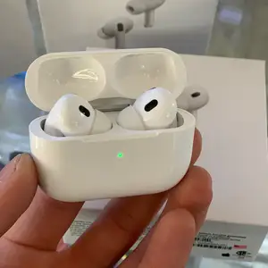 Беспроводные наушники AirPods 2