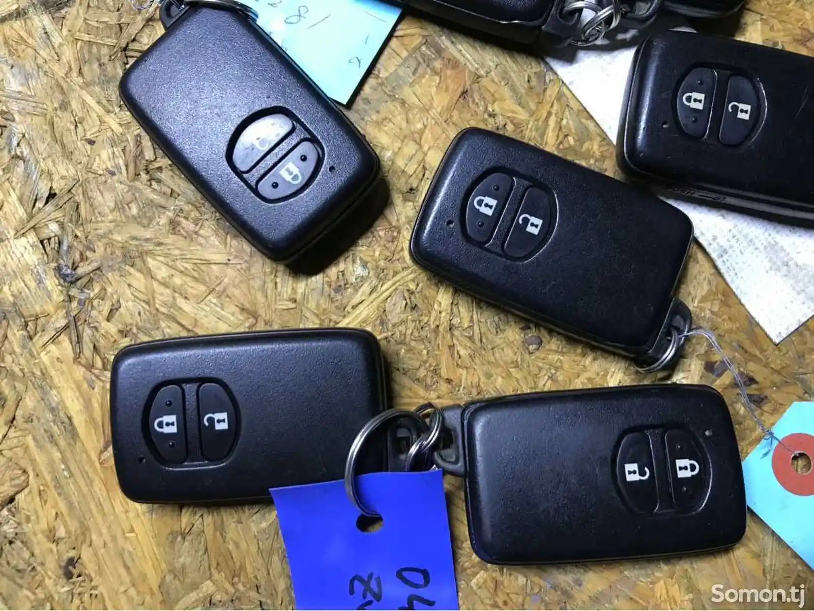 Ключ зажигания smart key от Toyota Prius-4