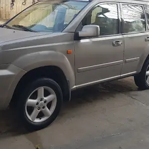 Nissan X-Trail, 2002