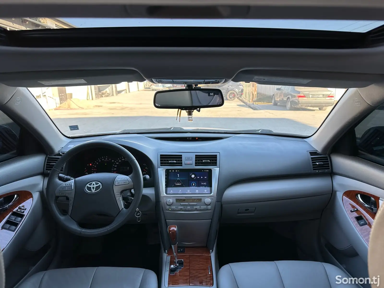 Toyota Camry, 2011-1