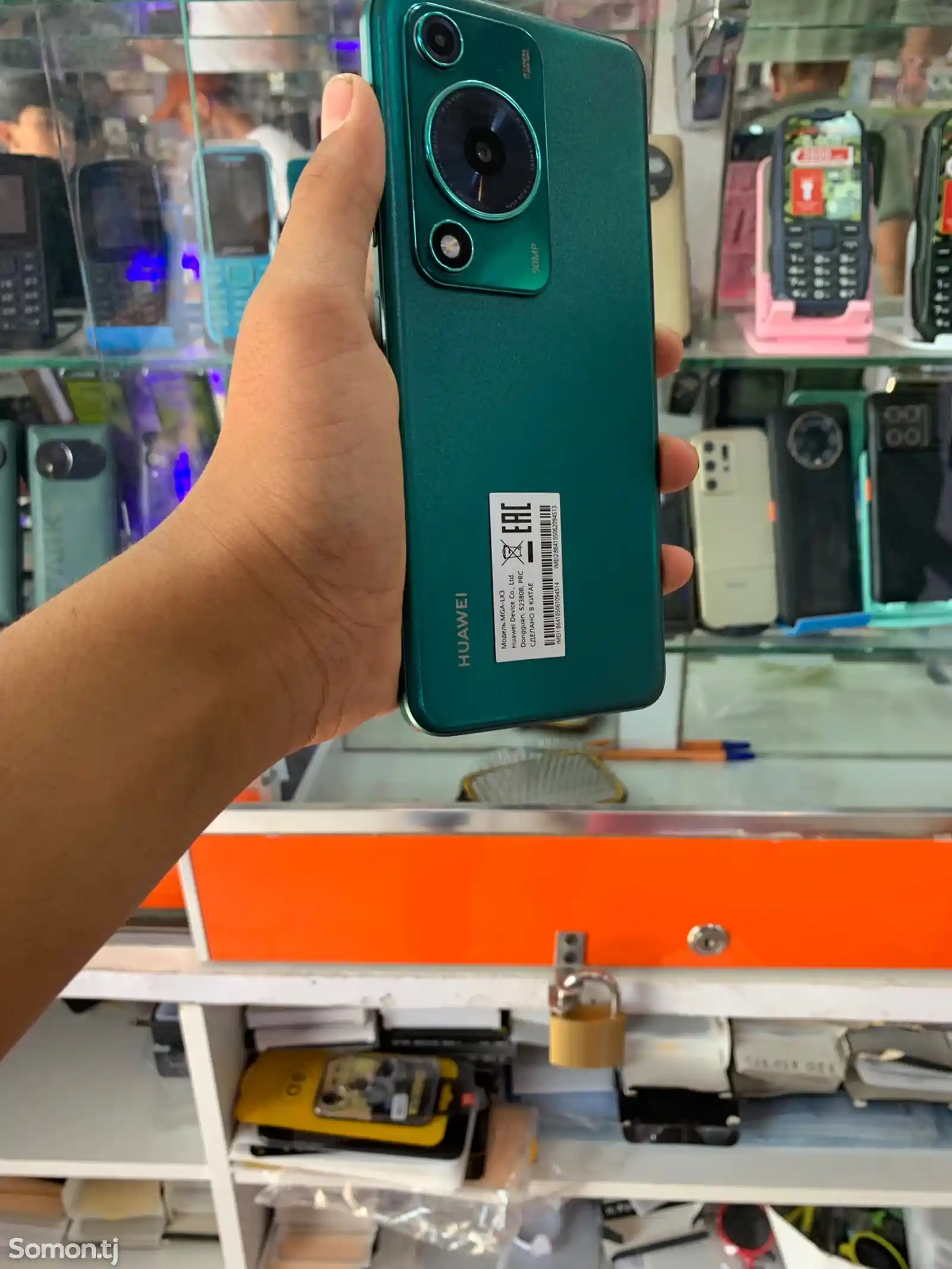 Huawei nova y72-4