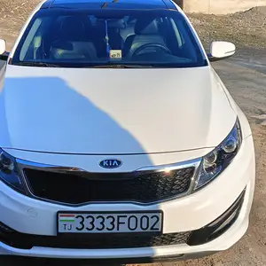 Kia K5, 2011