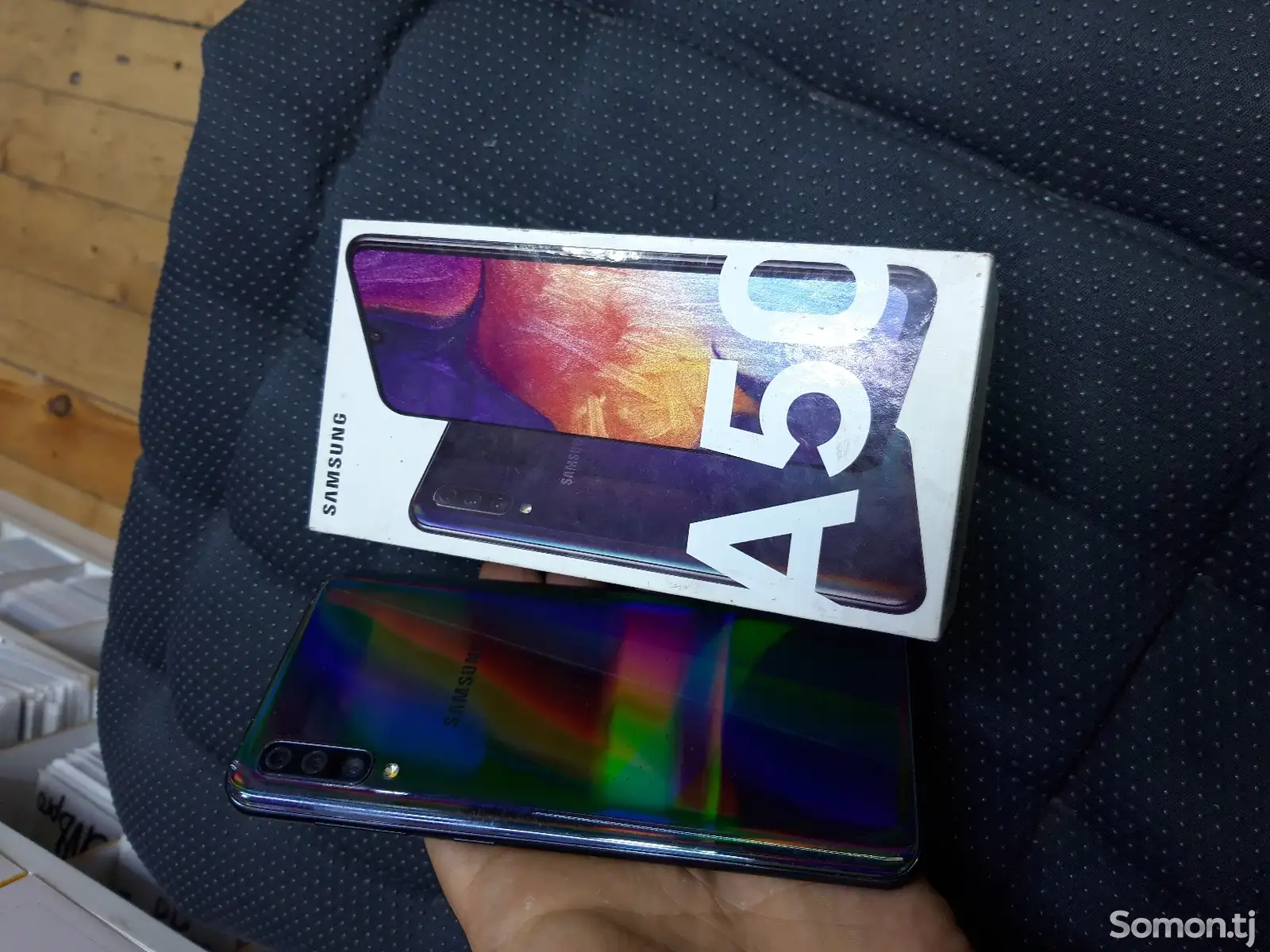 Samsung Galaxy A50 64gb-1