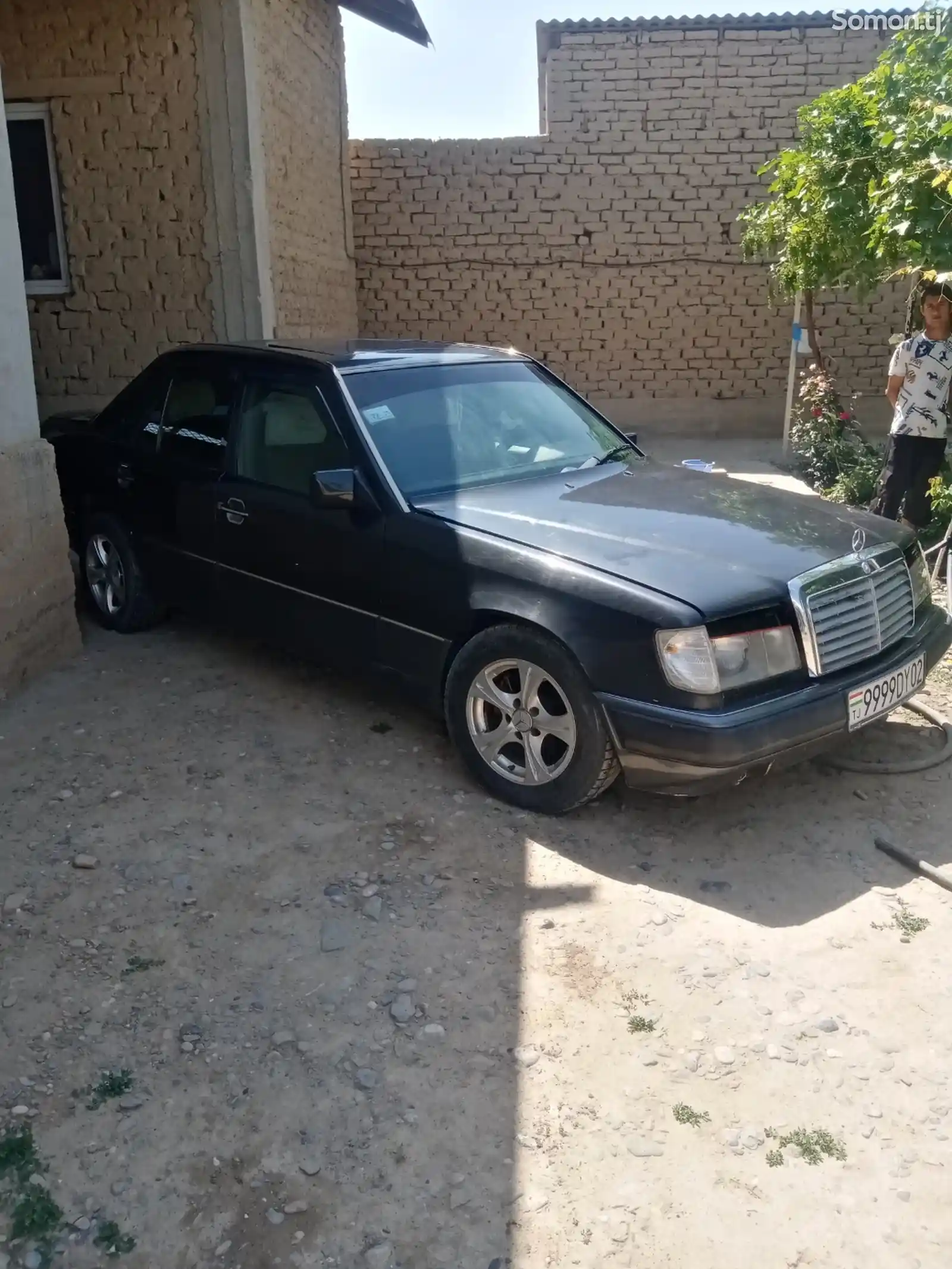 Mercedes-Benz W124, 1992-3