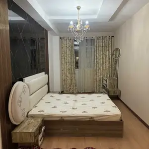 2-комн. квартира, 13 этаж, 100м², 65мкр