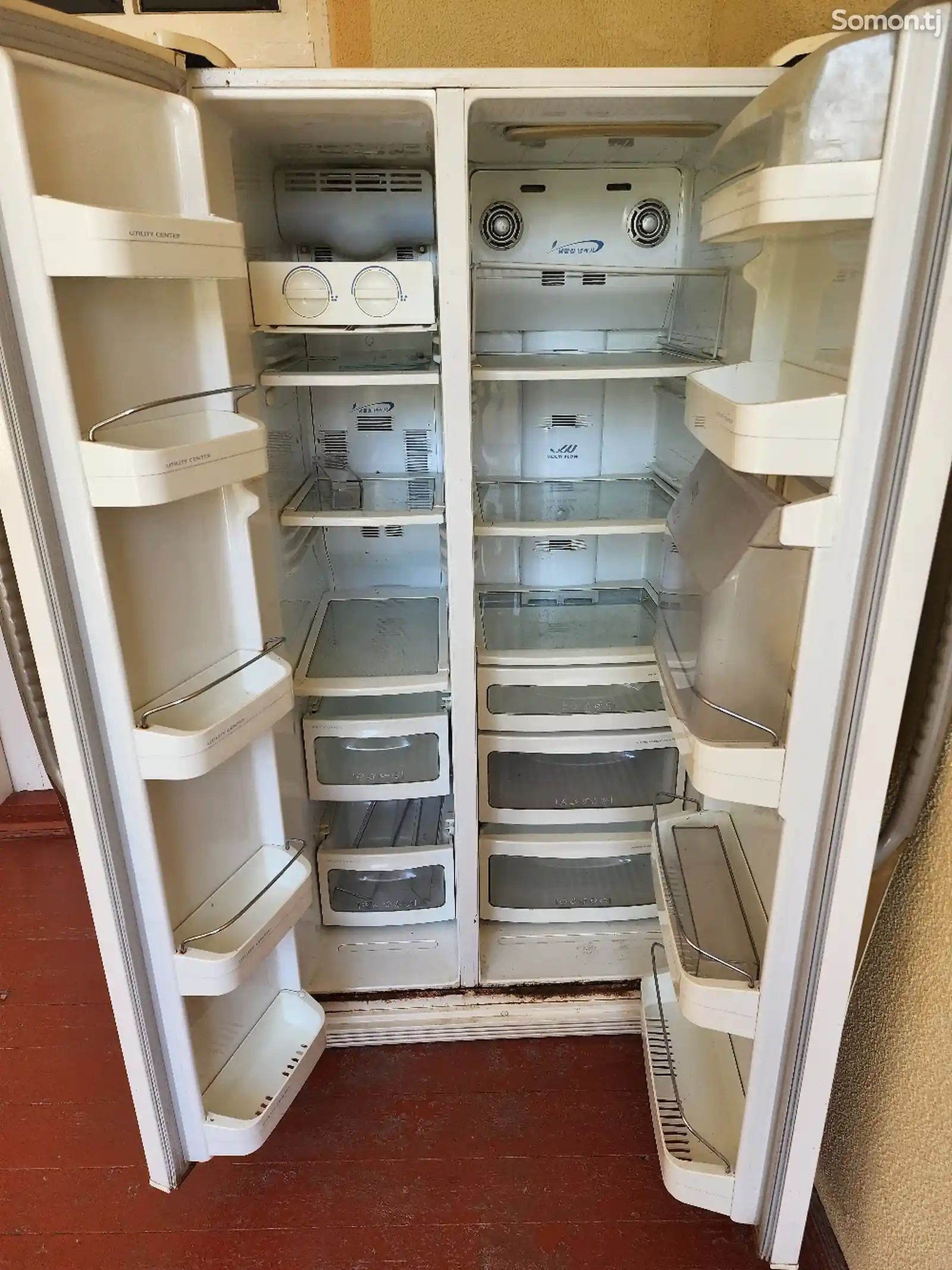 Корейский холодильник Zipel-2