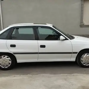 Opel Astra F, 1992