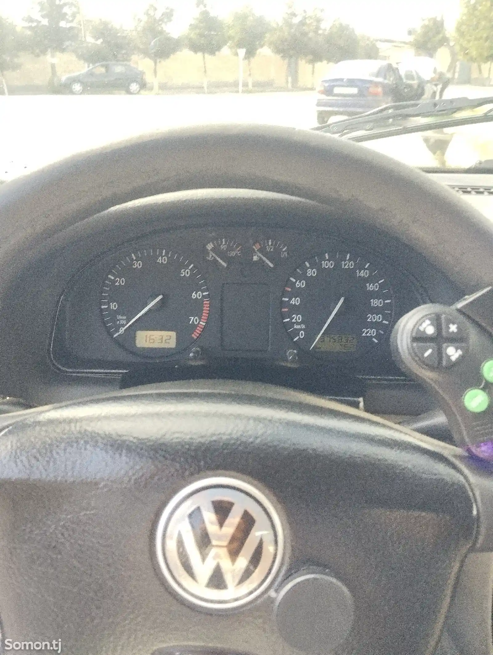 Volkswagen Passat, 1997-10