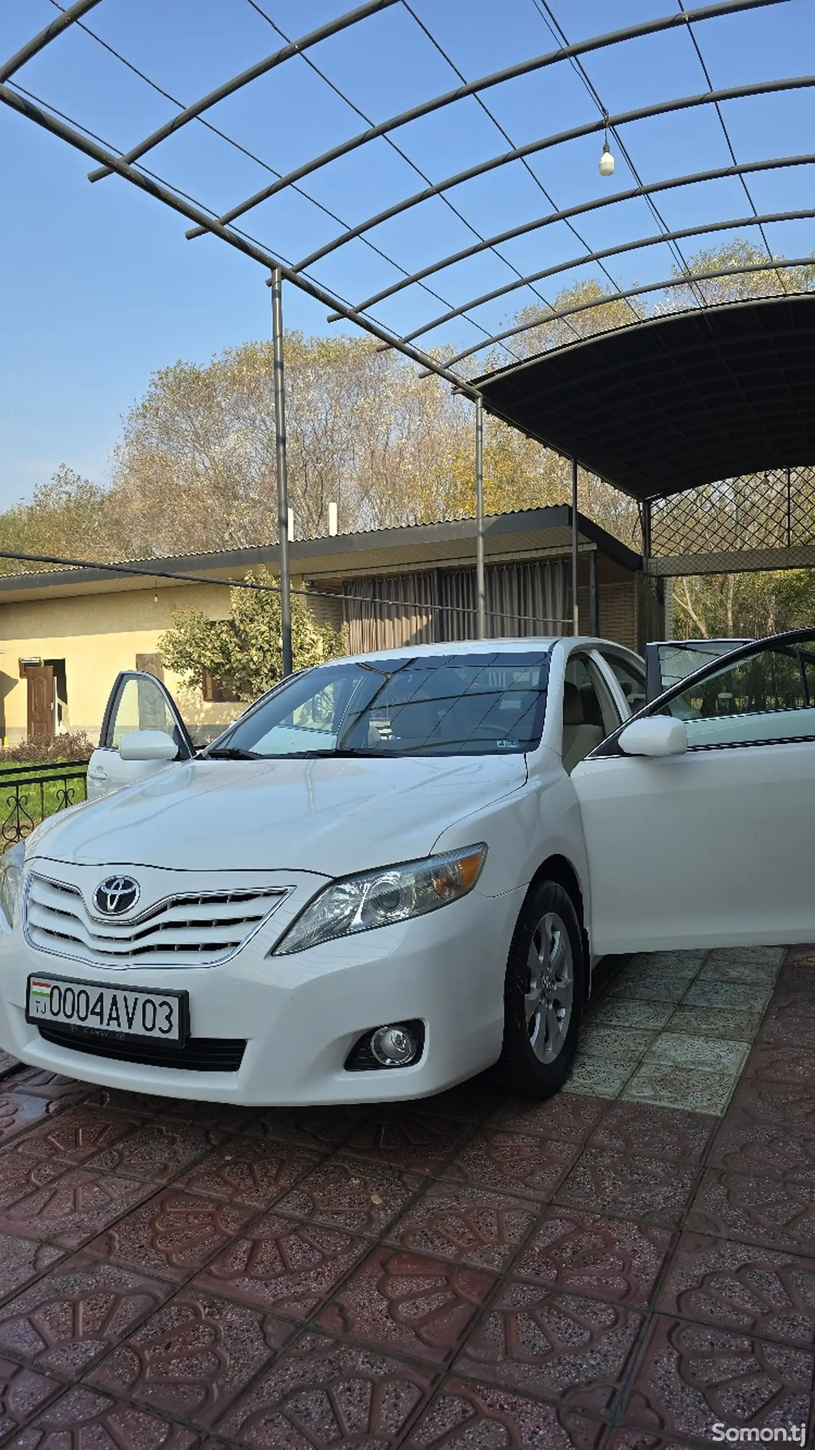 Toyota Camry, 2010-1