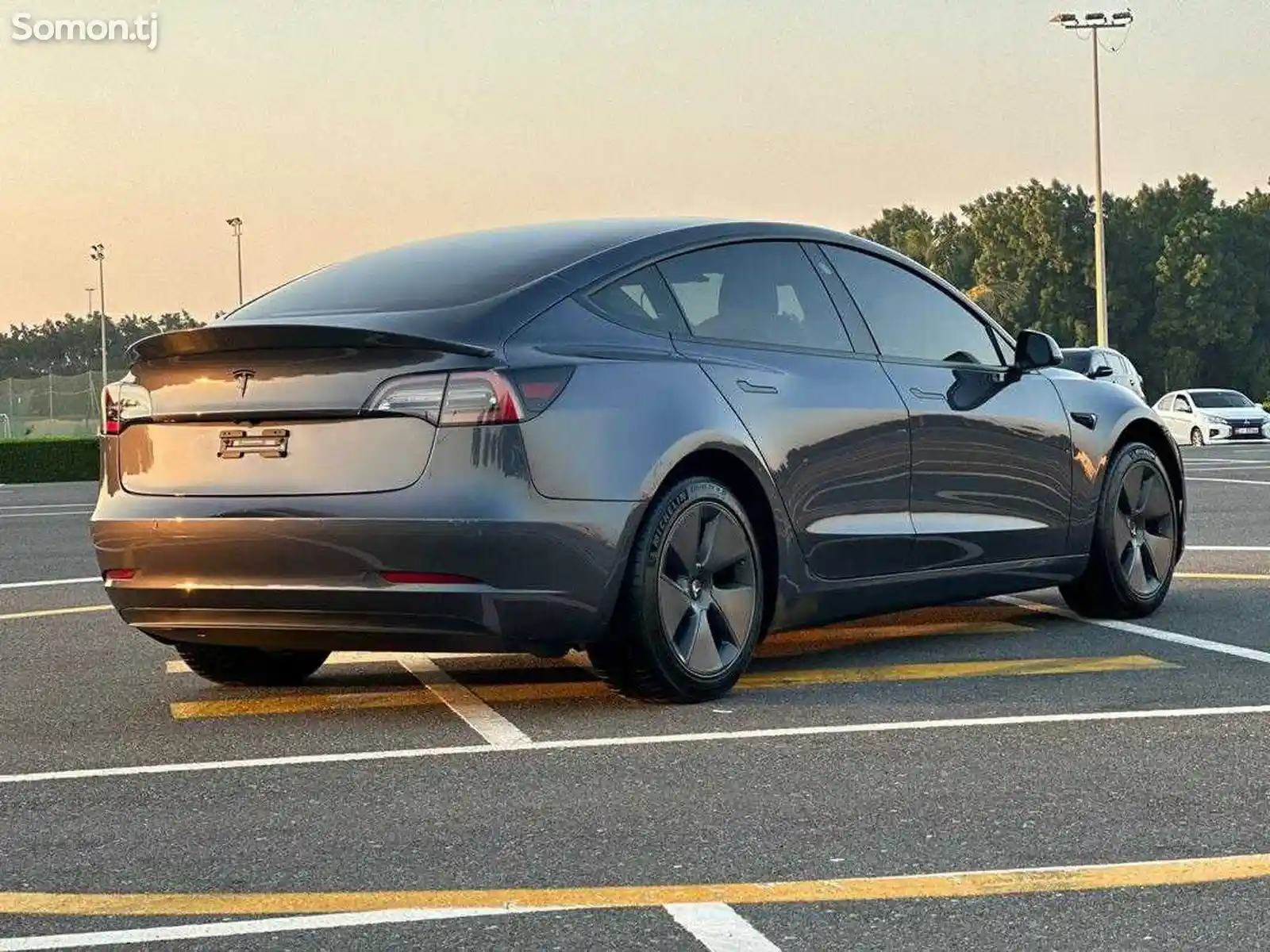 Tesla Model 3, 2023-4
