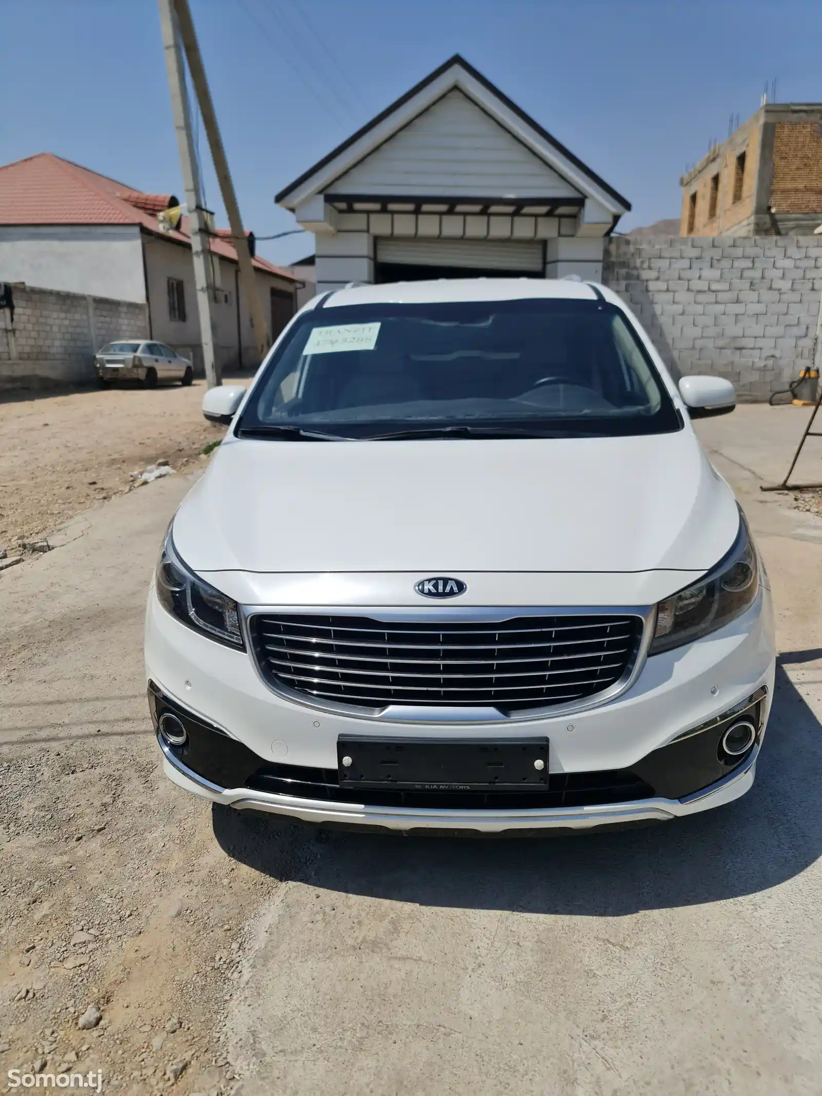 Kia Carnival, 2015-7