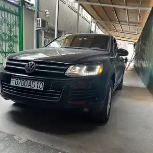 Volkswagen Touareg, 2014